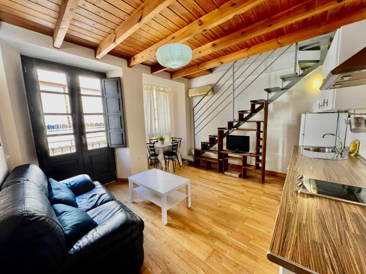 شقة Luxury Duplex Malaga Center المظهر الخارجي الصورة